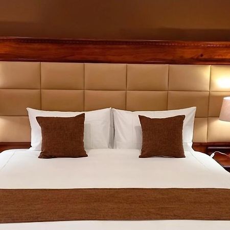 Pemabwe Guest Lodge 哈拉雷 外观 照片