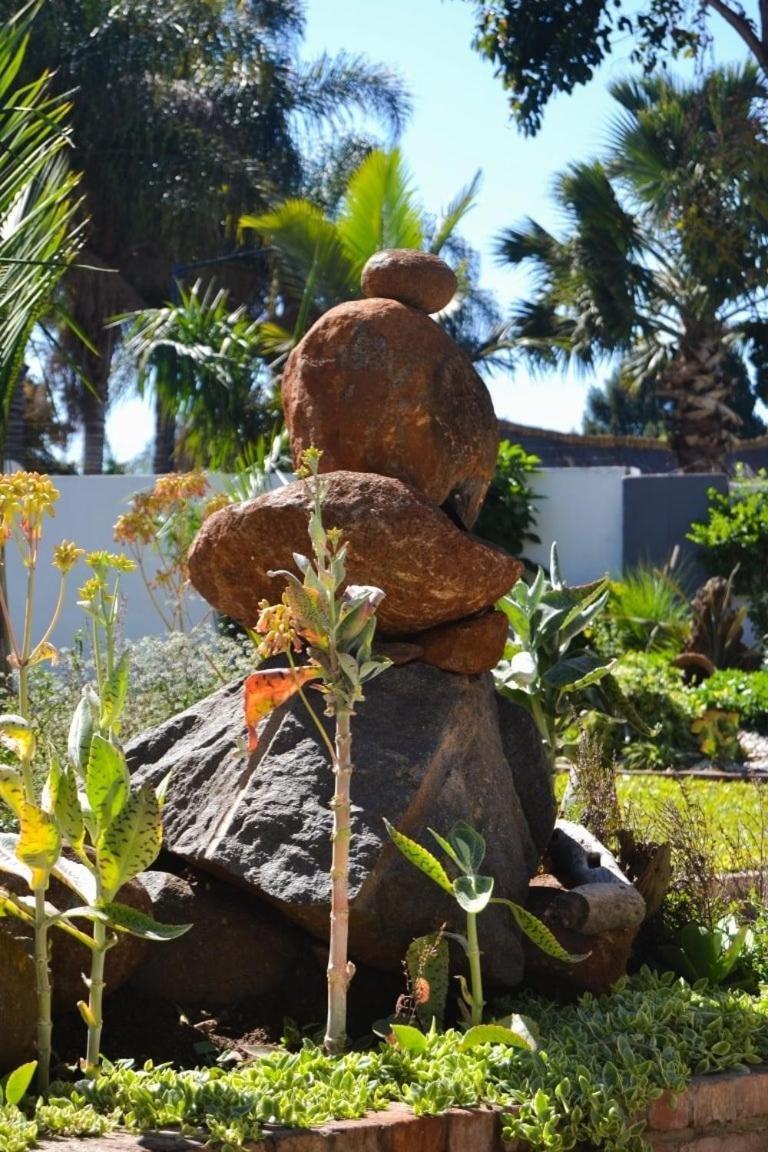 Pemabwe Guest Lodge 哈拉雷 外观 照片